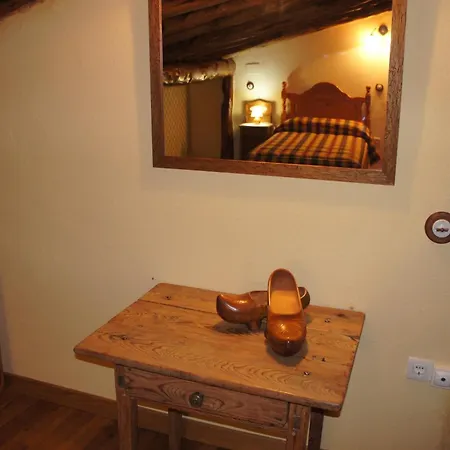 Isabel Y Fernando Landhuis Castillejo de Robledo