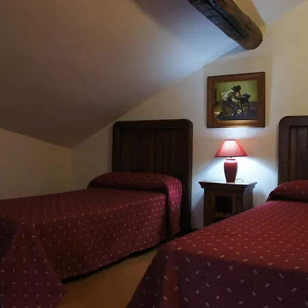 Landhuis Isabel Y Fernando Castillejo de Robledo